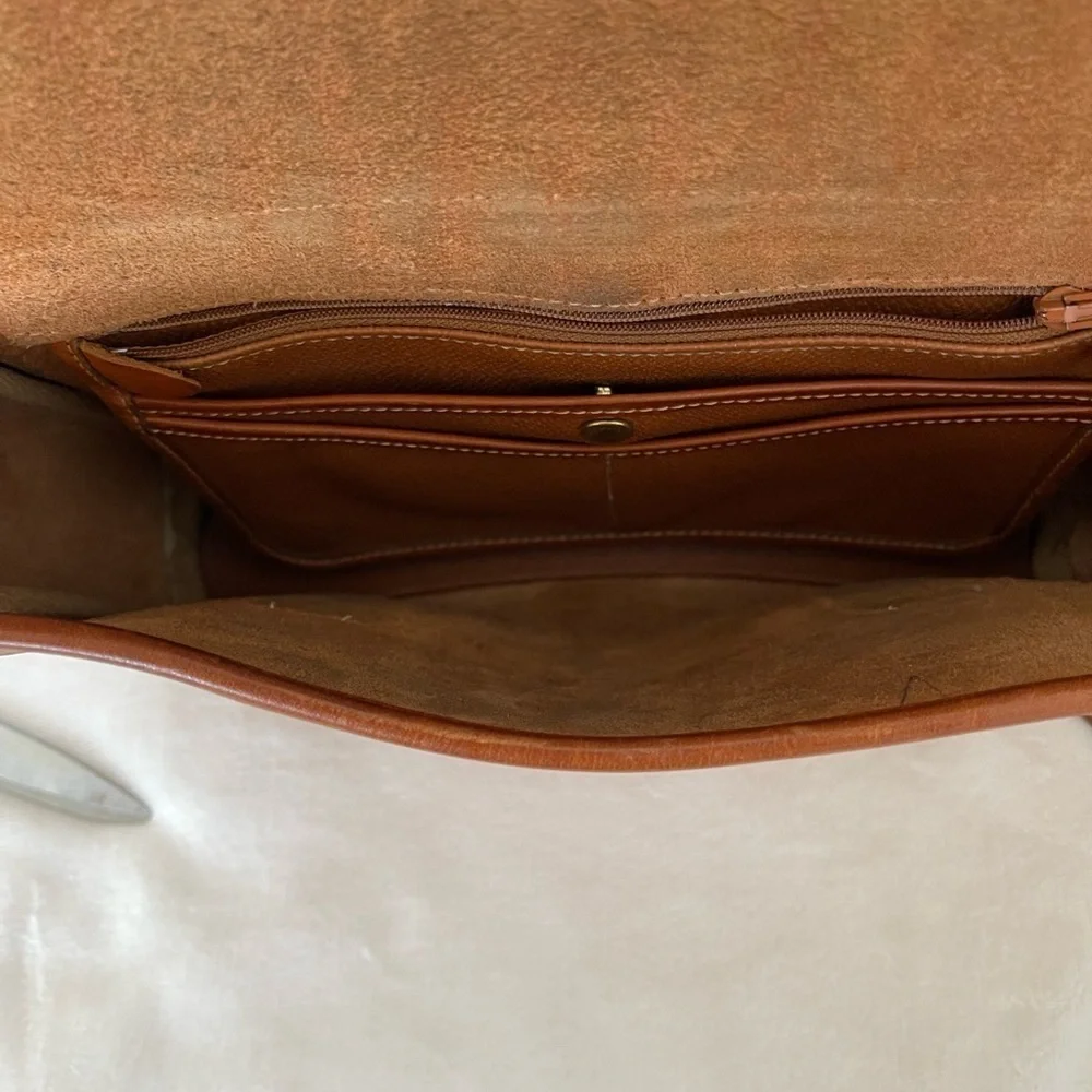 Vintage Dooney & Bourke AWL Messenger Crossbody Bag - Picture 11 of 11